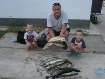 Рыбалка всей семьей в Астрахани