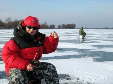 Рыбалка в Астраханской области (2009, зима)